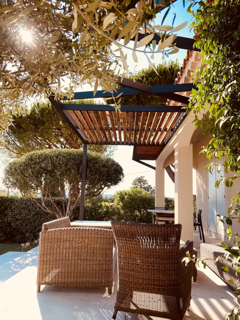 Terrasse couverte chêne